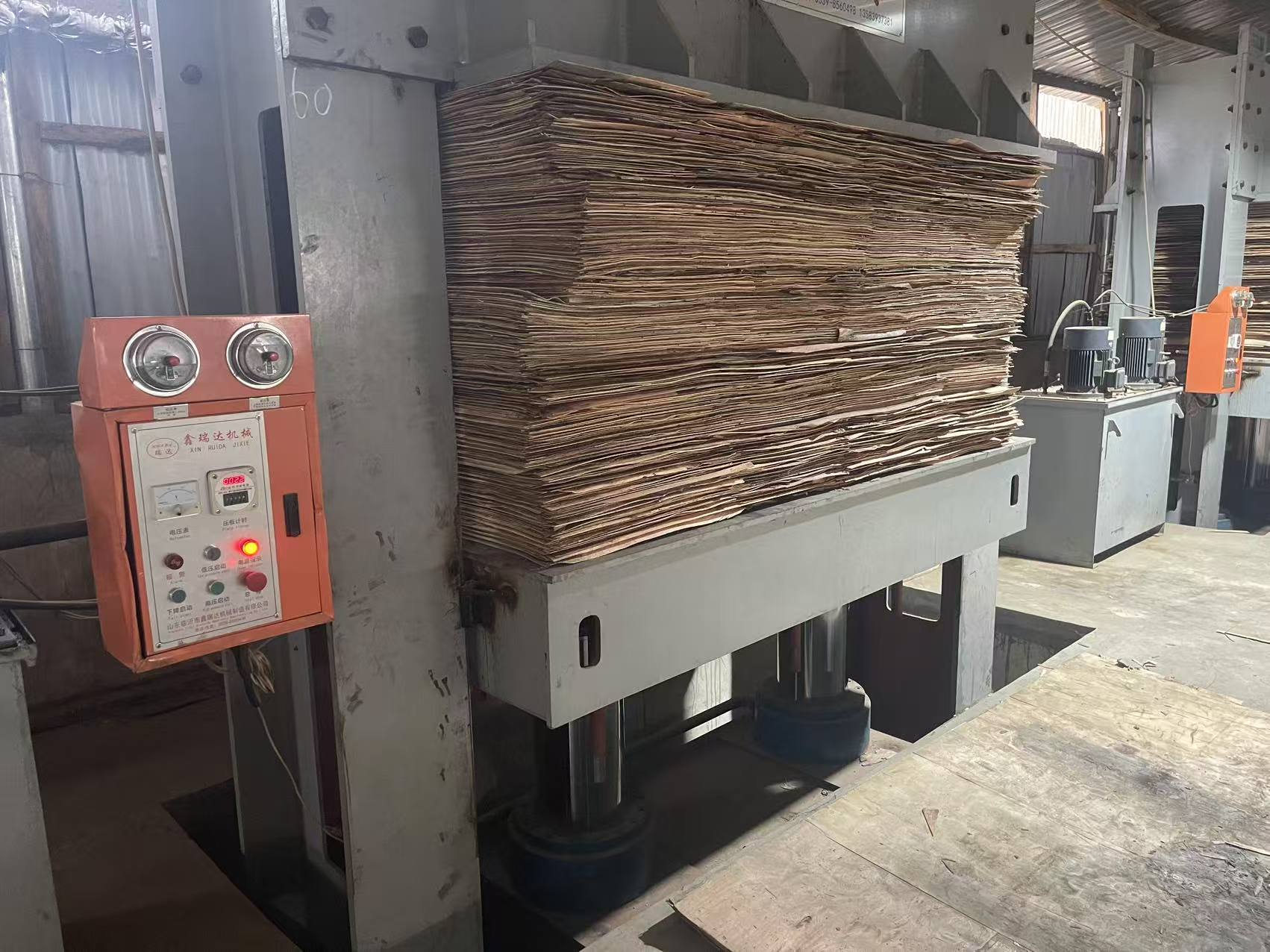 Plywood press